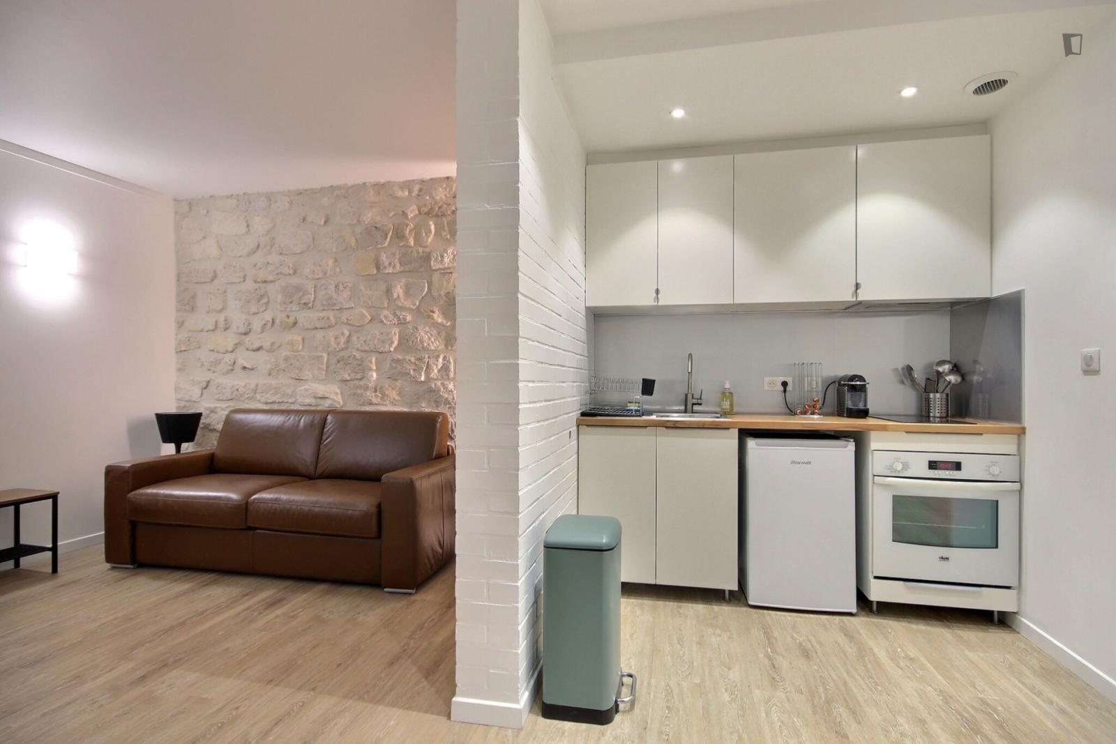  Cozy Studio Next To The Ménilmontant Subway Station  -  Cozy studio next to the Ménilmontant subway station  - Gallery -  1