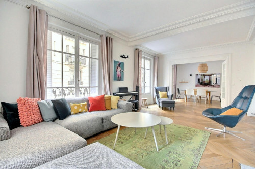 Rue Eugène Manuel, Paris