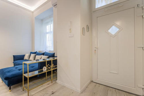 Inviting studio near Palace District  - Gallery -  5