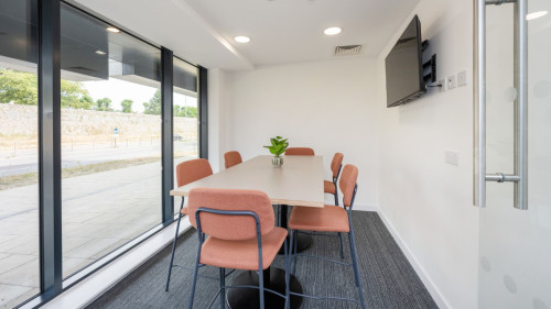 Currus Court - Gallery - 11
