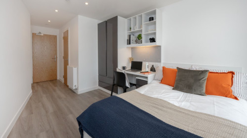 Currus Court - Rooms