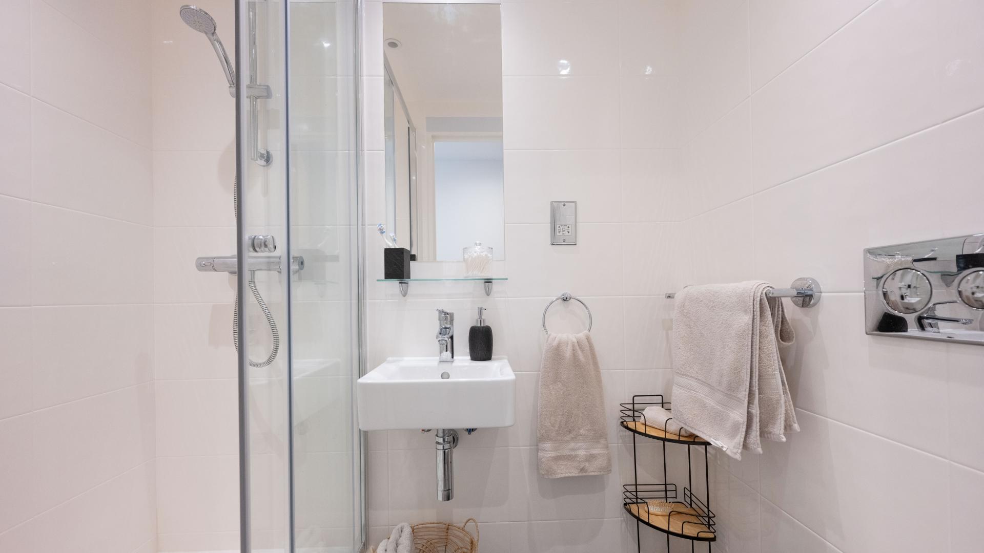 Club En-Suite - 3