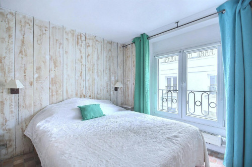Rue Saint-Sulpice, Paris