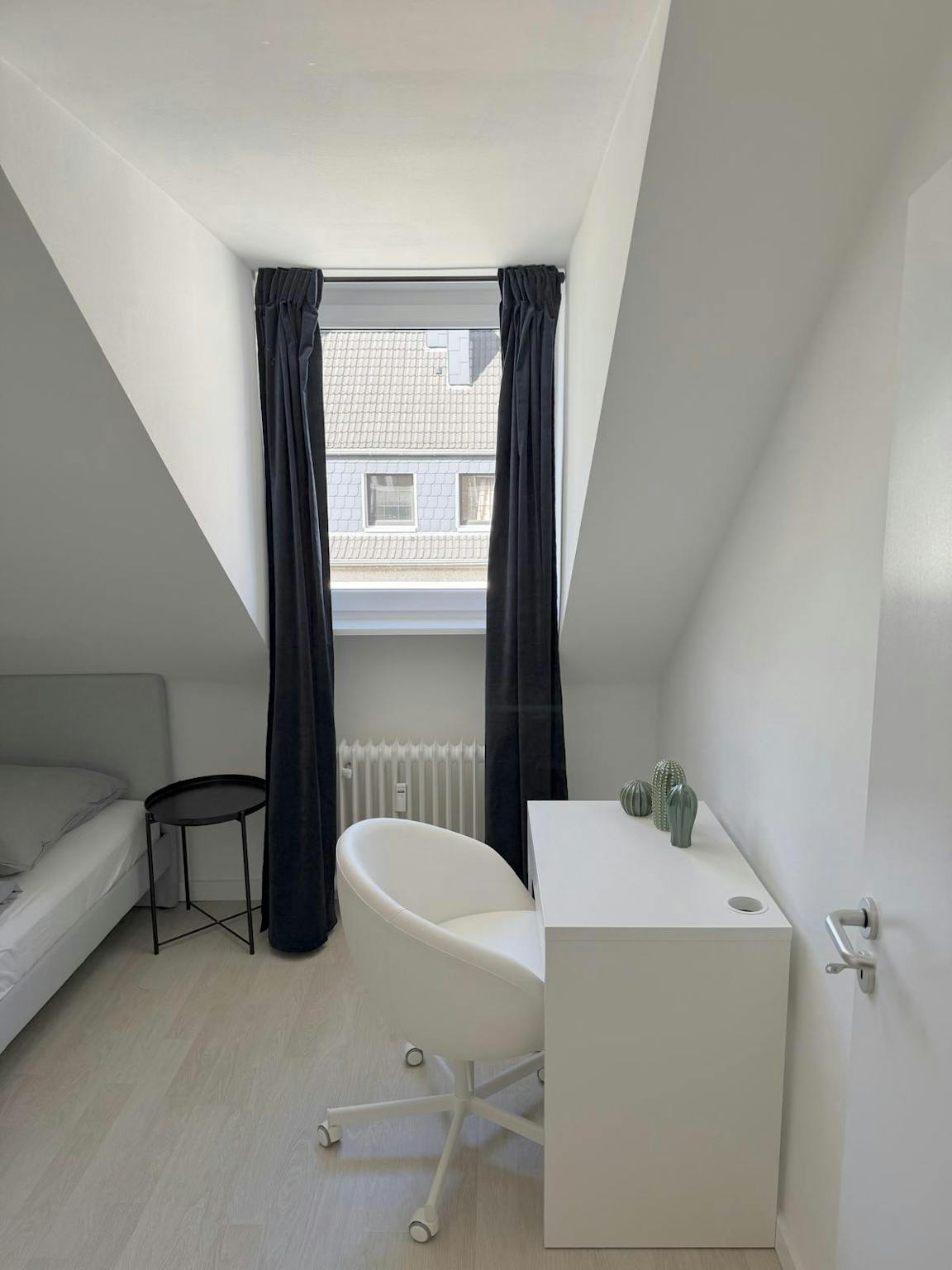  Private Room  -  Rosenstraße, Düsseldorf  - Gallery -  1