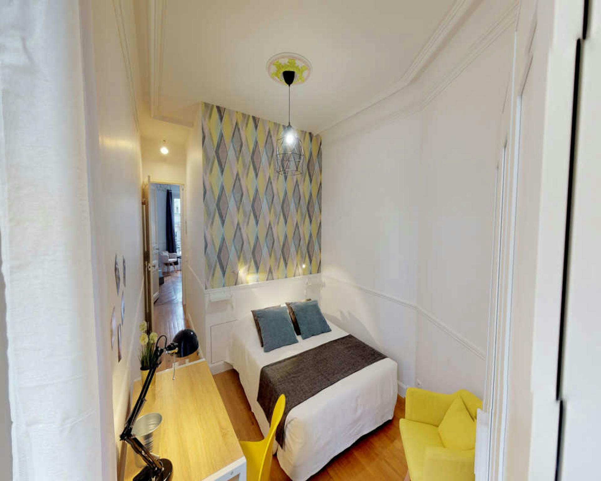  Private Room  -  Rue Denis Poisson, Paris  - Gallery -  1