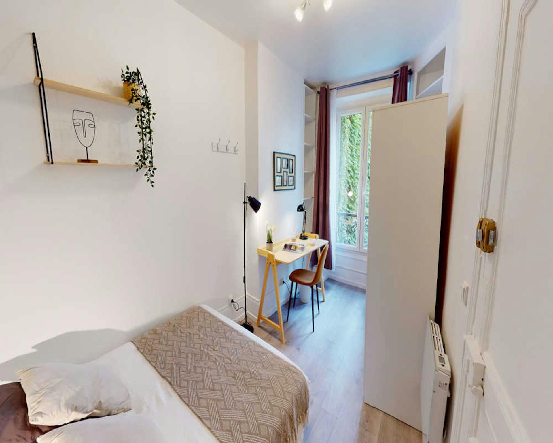  Private Room  -  Rue de Passy, Paris  - Gallery -  1