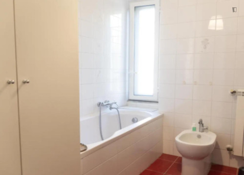 Single Bedroom in a Shared 3-Bedroom Apartment - Gallery - 8