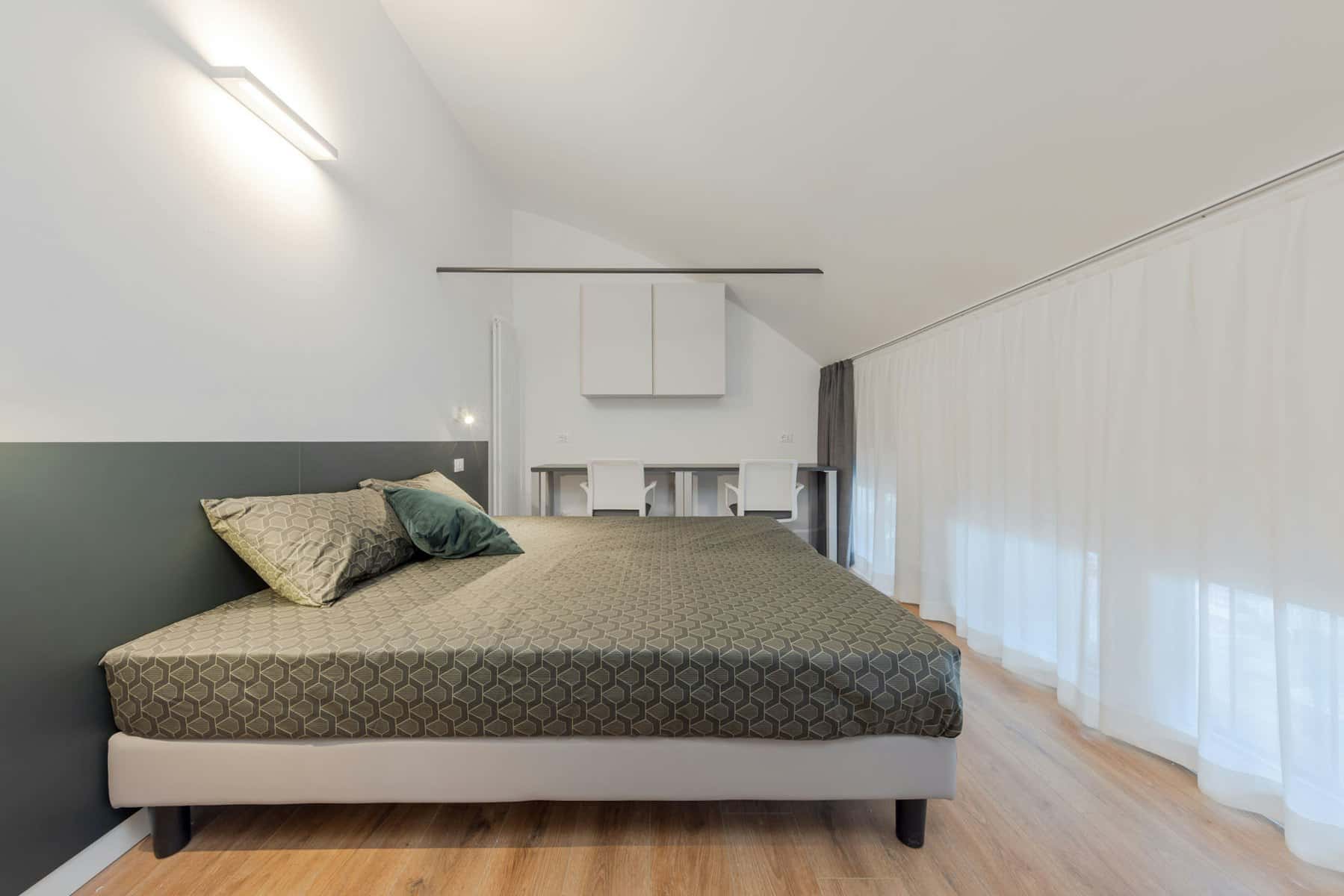 Room In Via Della Malvasia, Trento For 630 M² With 4 Bedrooms - 1