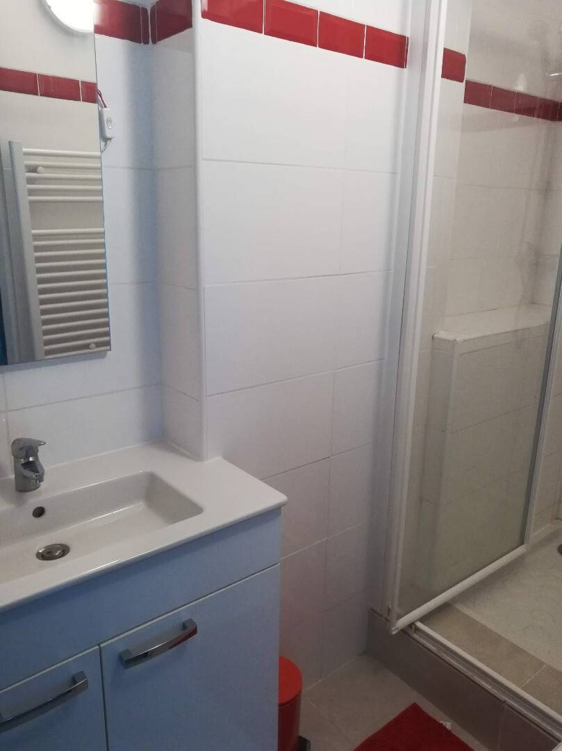  Room 1  -  69m² Private room in a flatshare for 3 people  - Gallery -  2