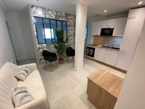 110m² Private room in a flatshare for 6 people