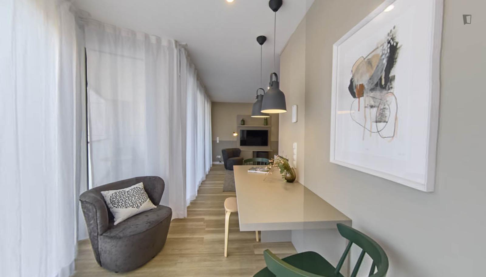 Lovely 1- Double Bedroom Apartment In Stuttgart-North - Lovely 1- double bedroom apartment in Stuttgart-North - Gallery - 1