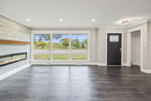 Lindberg Home - Gallery - 6