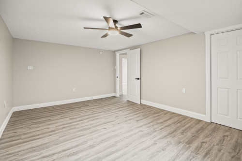 Lindberg Home - Gallery - 31