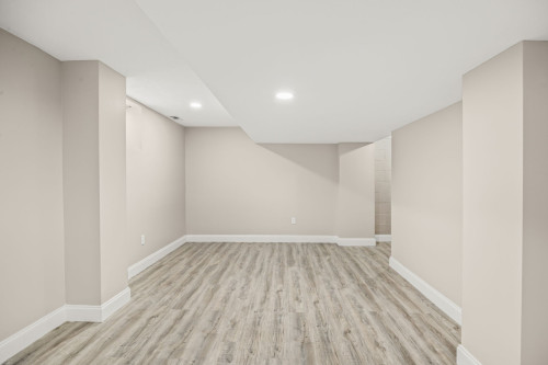 Lindberg Home - Gallery - 27