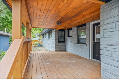 Lindberg Home - Gallery - 21