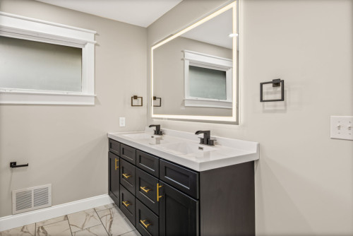 Stunning 4BR Designer Home Near Purdue w/ Finished Basement