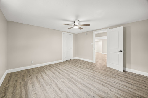 Lindberg Home - Gallery - 33
