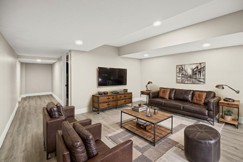Lindberg Home - Gallery - 11