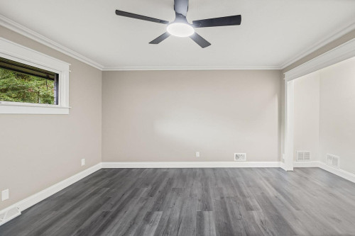 Lindberg Home - Gallery - 30