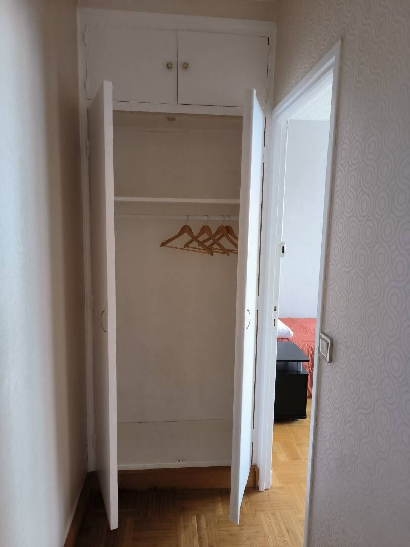 Room 4 - 3