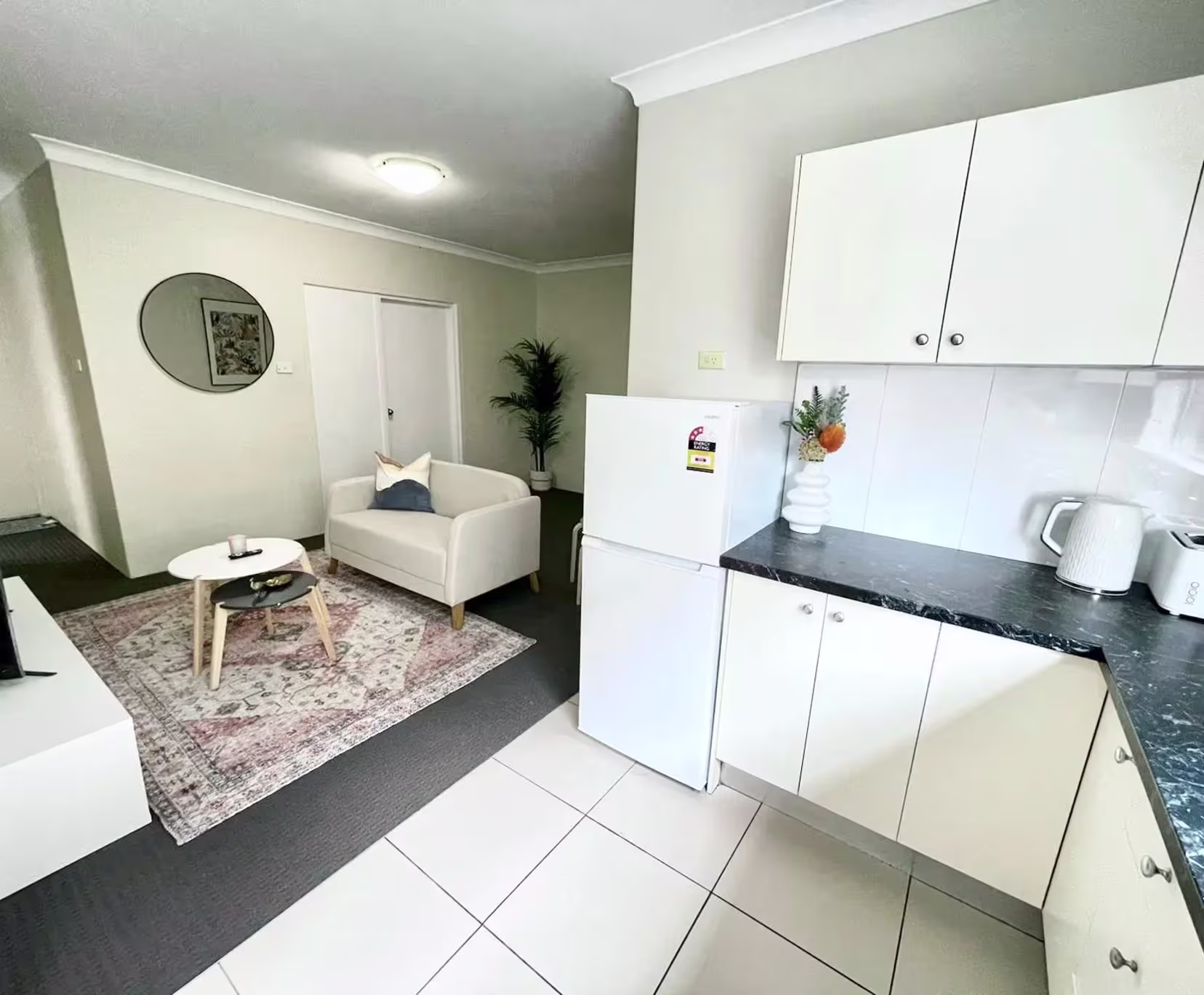 Private Room With Shared Bathroom - 2