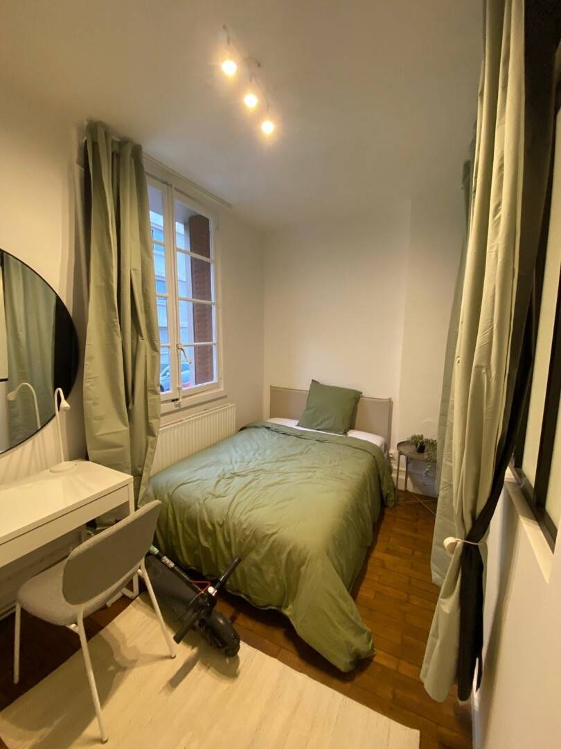  Room 6  -  105m² Private room in a flatshare for 6 people  - Gallery -  1