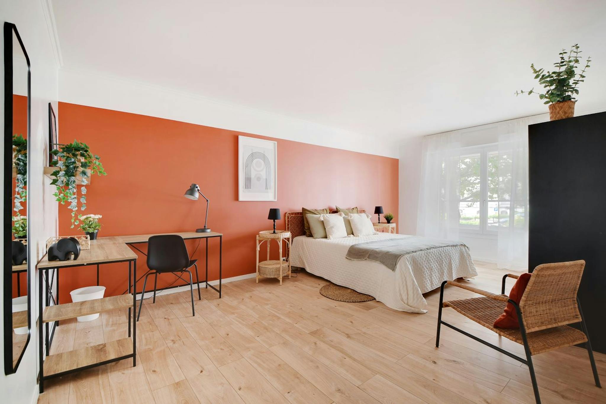  Private Room  -  Place du Moustier, Saint-Cloud  - Gallery -  1