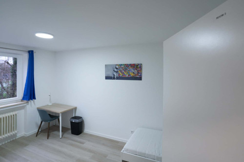 Kölner Landstr. - Room 3