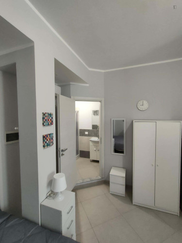 Apartment in Via Rosario Gregorio, Palermo for 25 m² - Gallery - 6