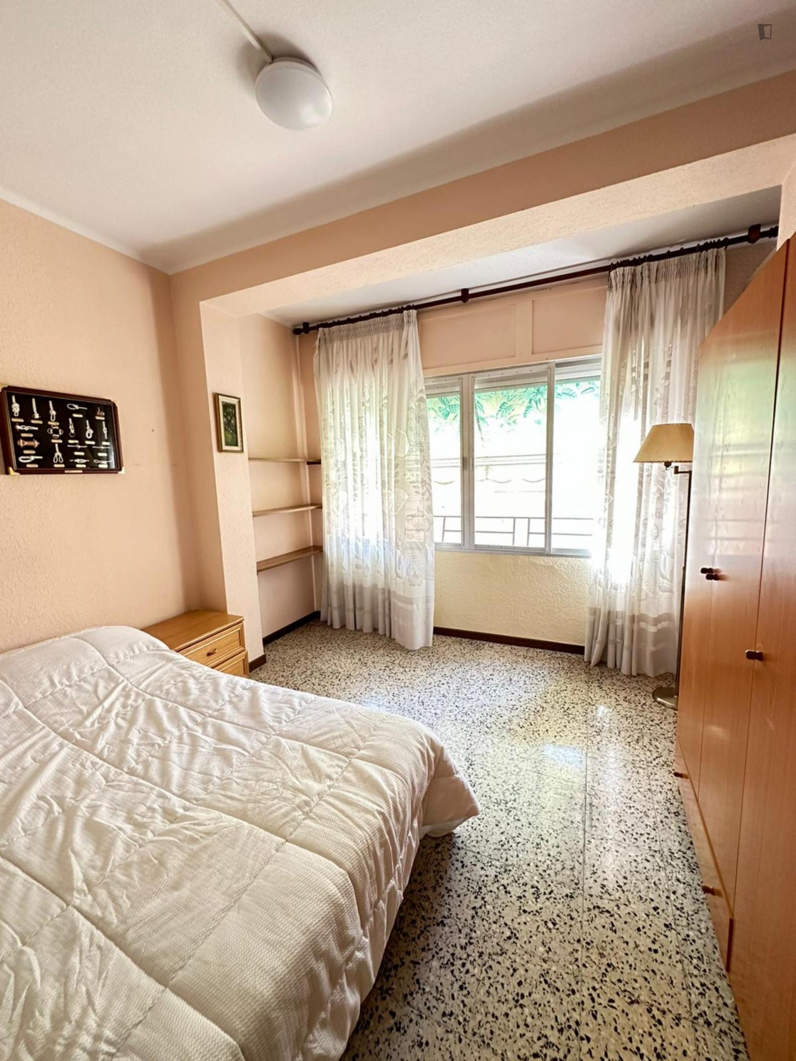 Neat And Cosy Double Bedroom In Tarragona - Neat and cosy double bedroom in Tarragona - Gallery - 1