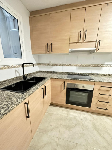 Comfy single bedroom in Reus