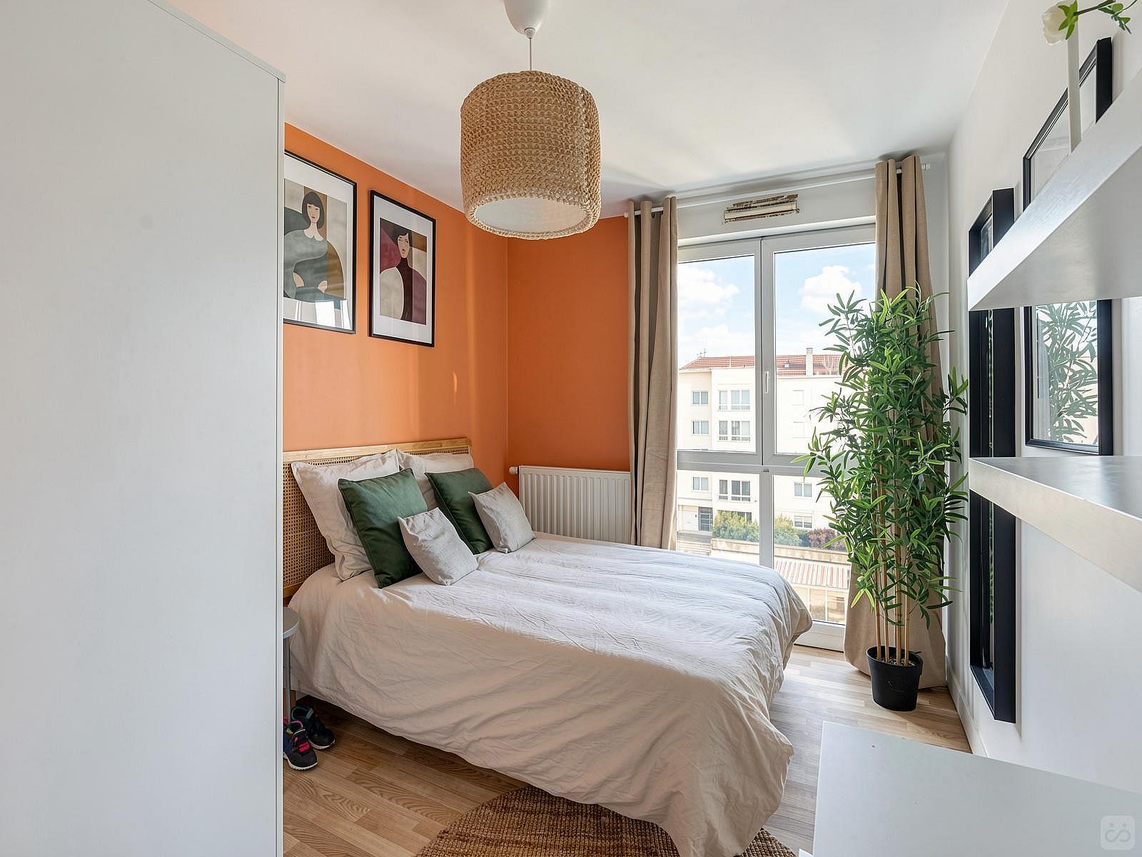 Settle Into This Cozy 11 M² Room - 1
