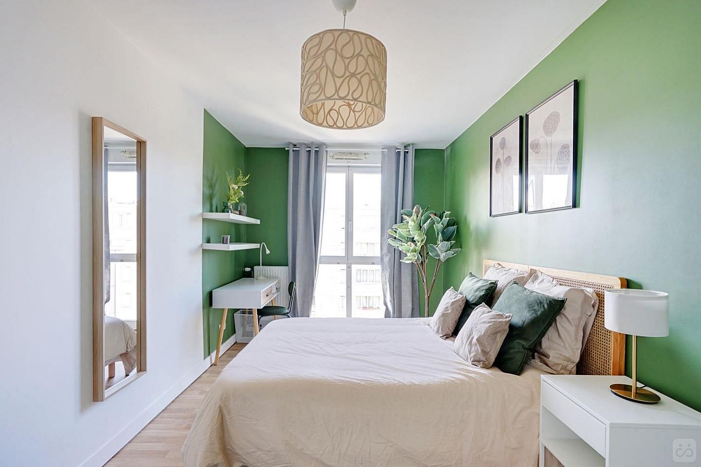 Move Into This Contemporary 14 M² Room - 2