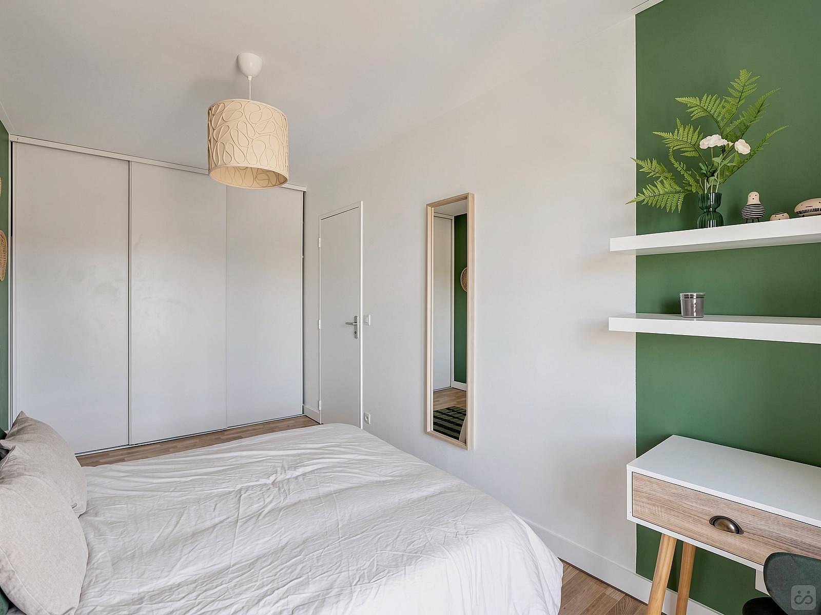 Move Into This Contemporary 14 M² Room - 5