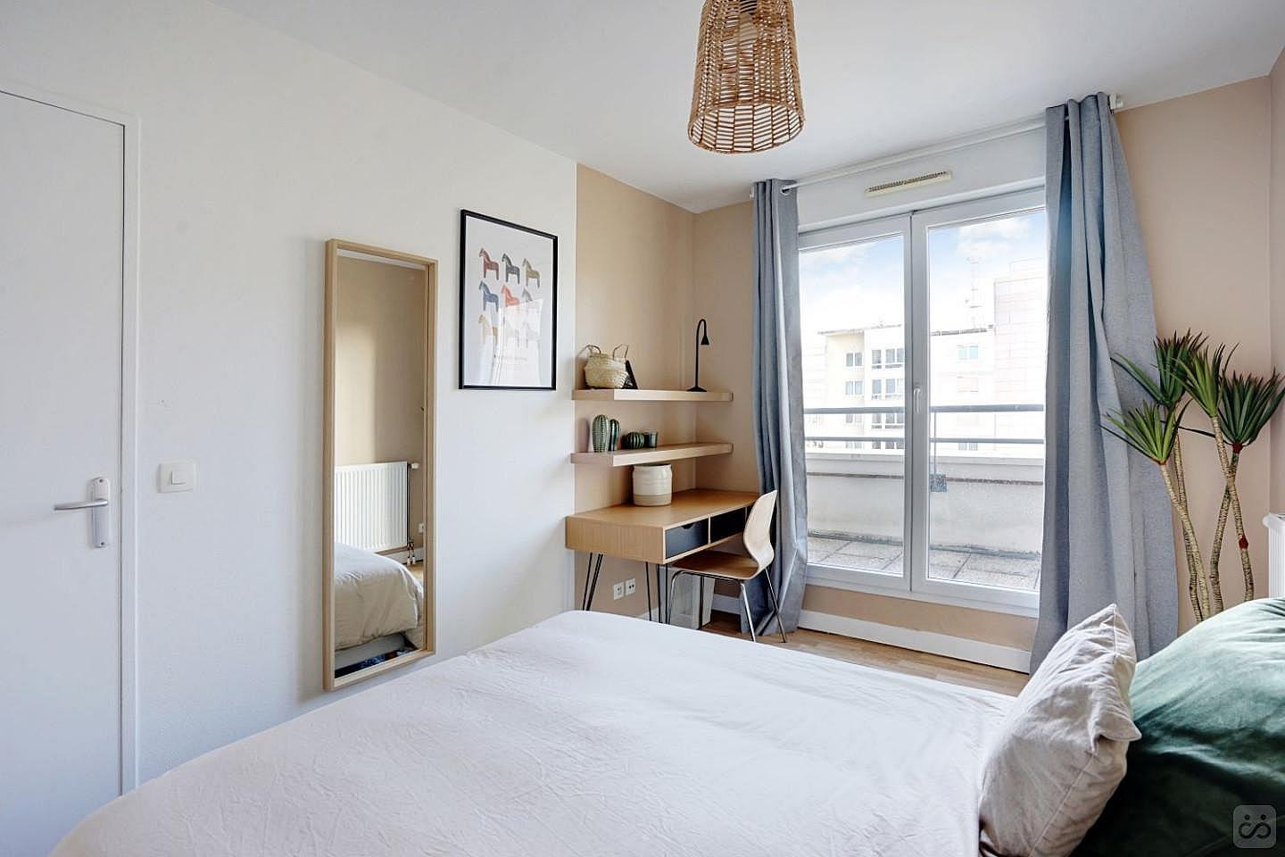 Move Into This 10 M² Co-Living Room Just Outside Of Paris - KRB1 - 2