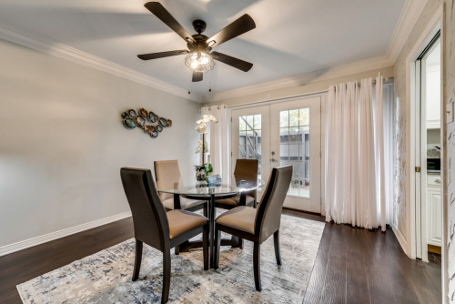 East Ave Home - Gallery - 8