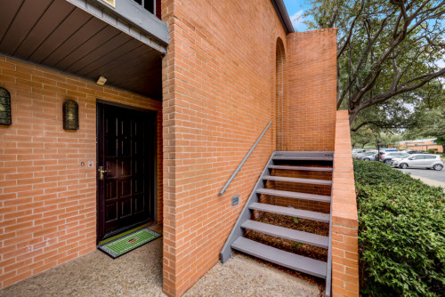East Ave Home - Gallery - 13