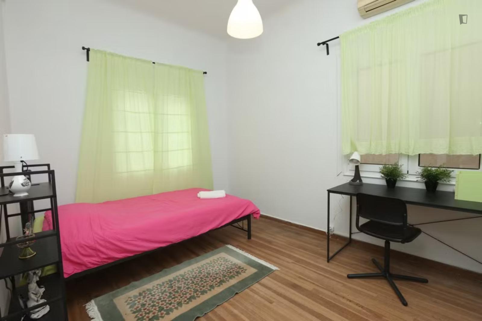  Cozy Single Bedroom Close To The Agricultural University Of Athens  -  Cozy single bedroom close to the Agricultural University of Athens  - Gallery -  1