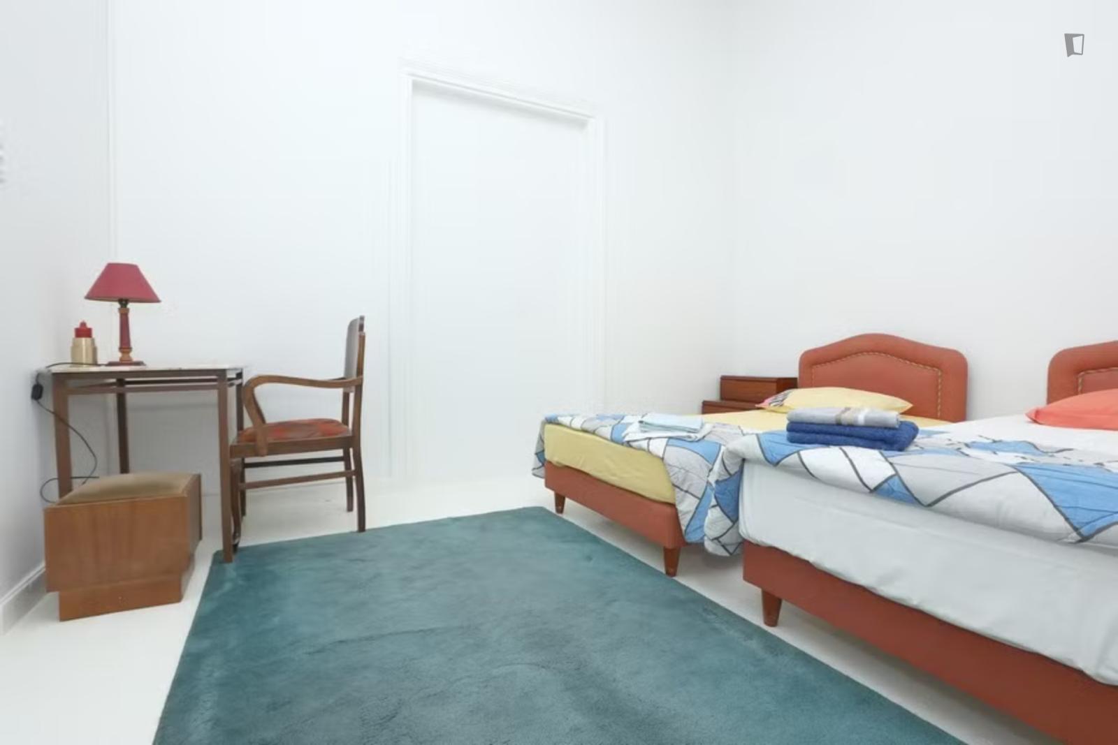  Comfortable Twin Bedroom Near The Athens University Of Economics And Business  -  Comfortable twin bedroom near the Athens University of Economics and Business  - Gallery -  1