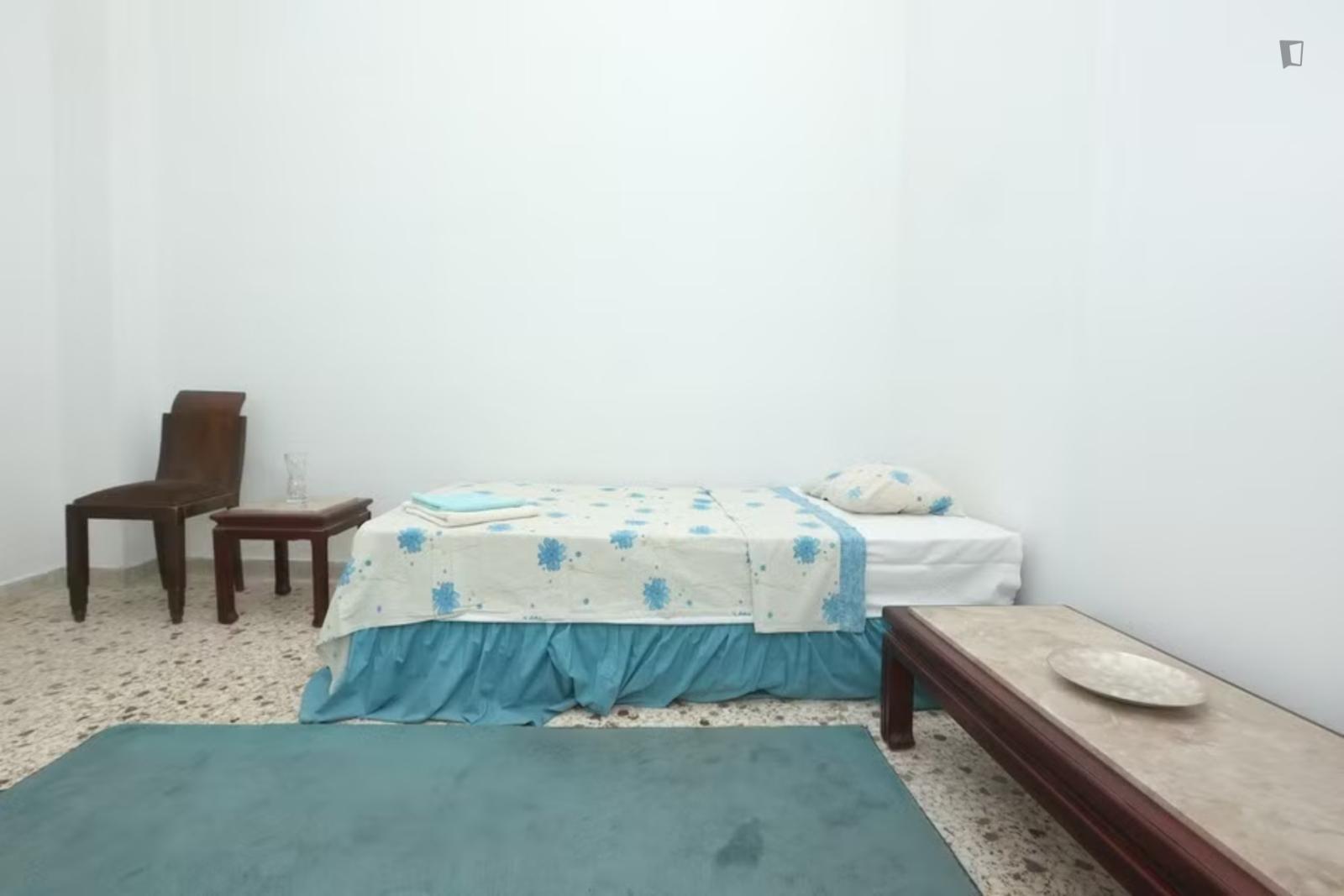  Snug Single Bedroom Close To The Agricultural University Of Athens  -  Snug single bedroom close to the Agricultural University of Athens  - Gallery -  1