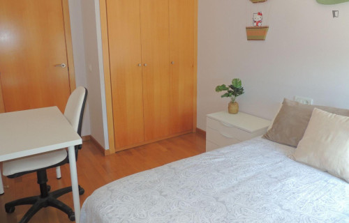 Inviting double bedroom in Castellón de la Plana