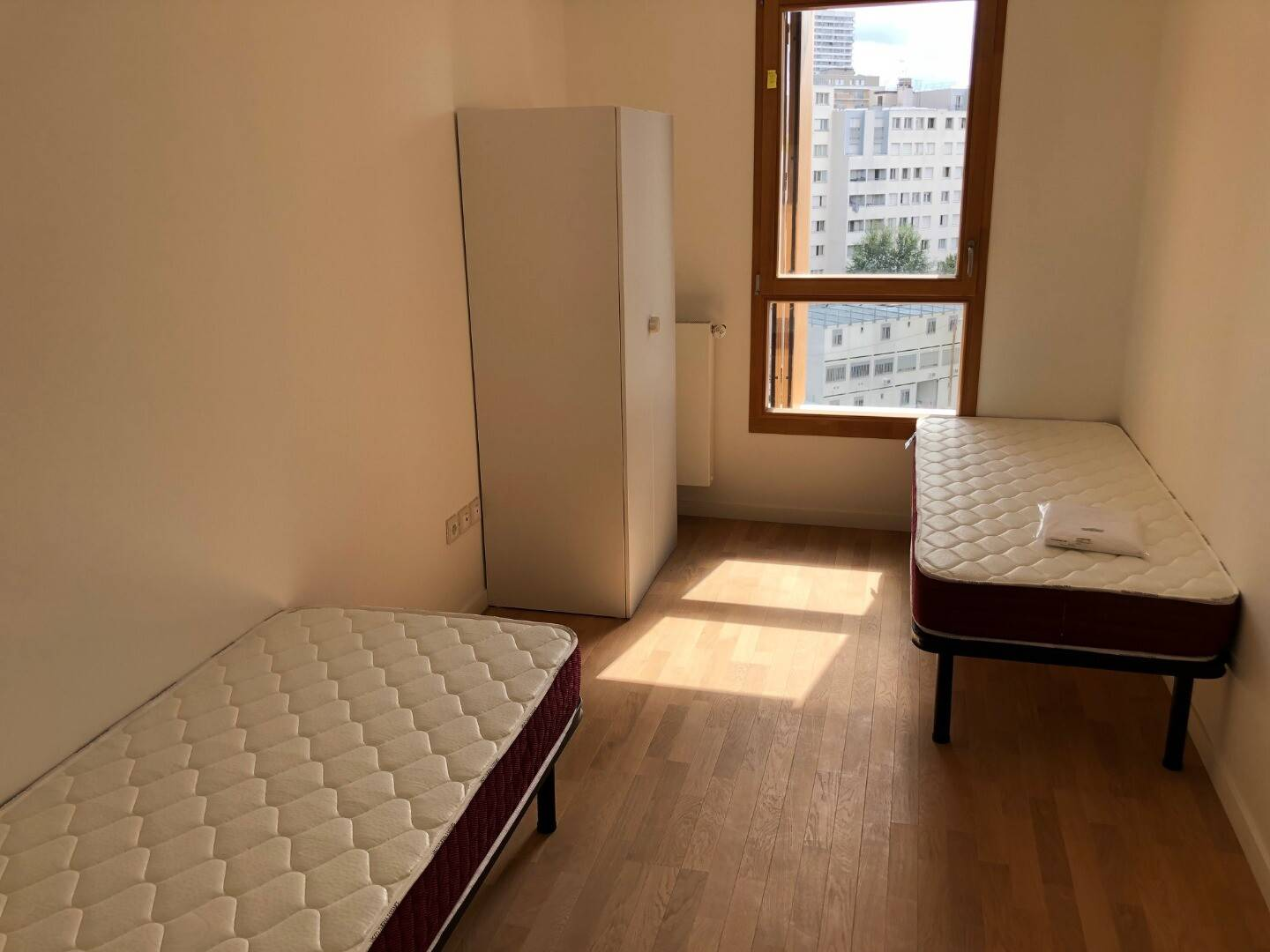 Room 2 - 1