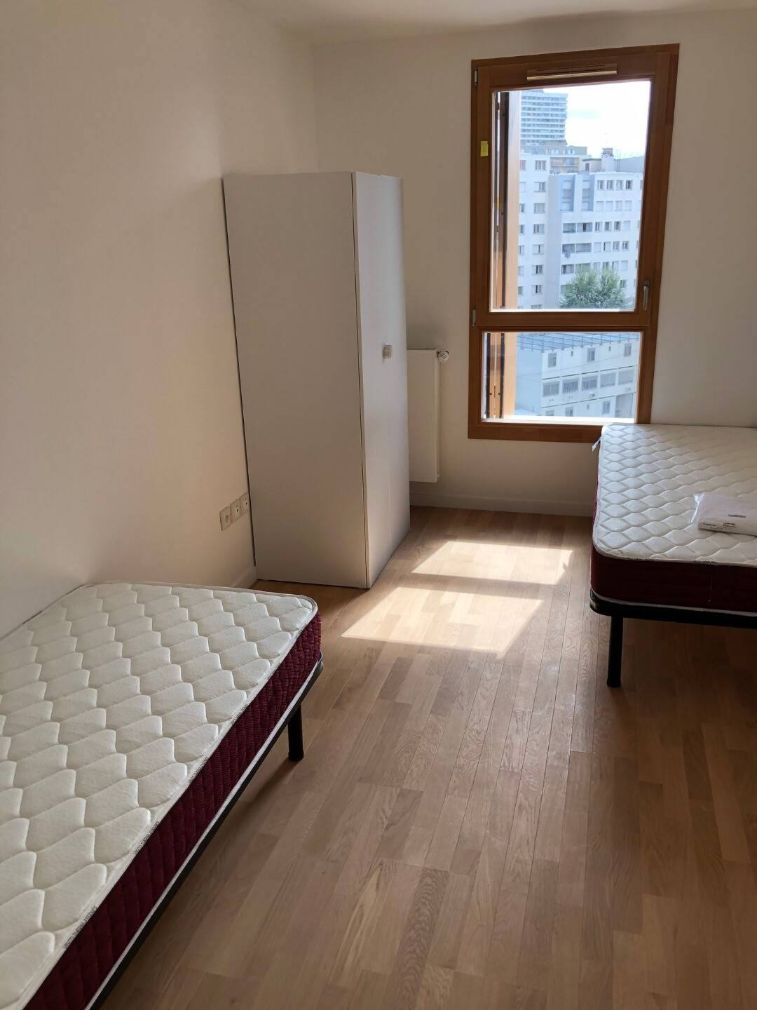 Room 2 - 2