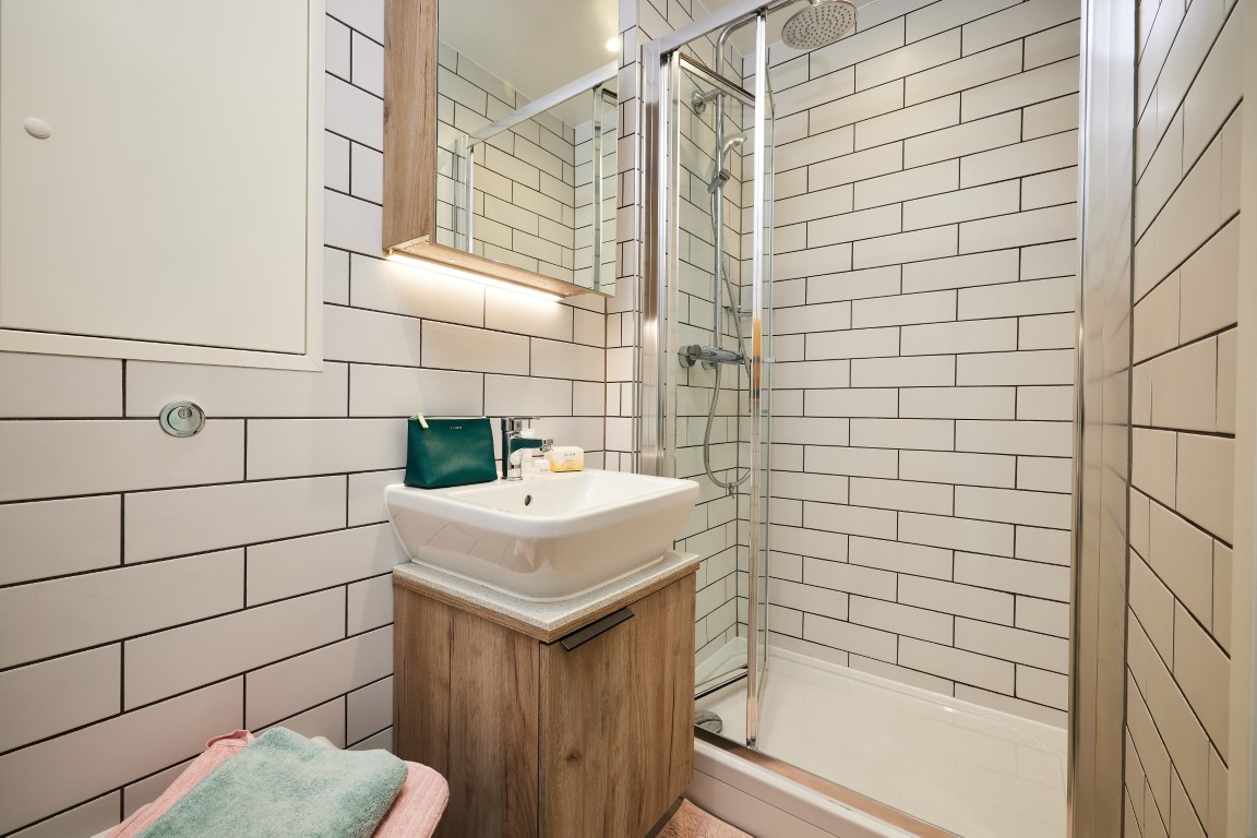  Deluxe  -  Vita Lewisham Exchange  - Gallery -  4