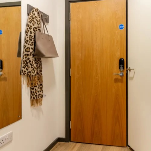  Bronze En Suite 6 Share  -  The Tannery  - Gallery -  3