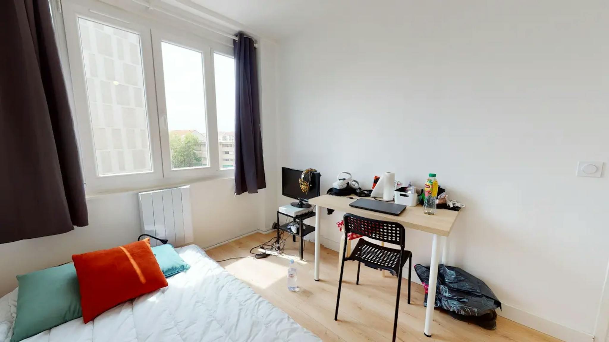  Private Room  -  Cours Émile Zola, Villeurbanne  - Gallery -  2