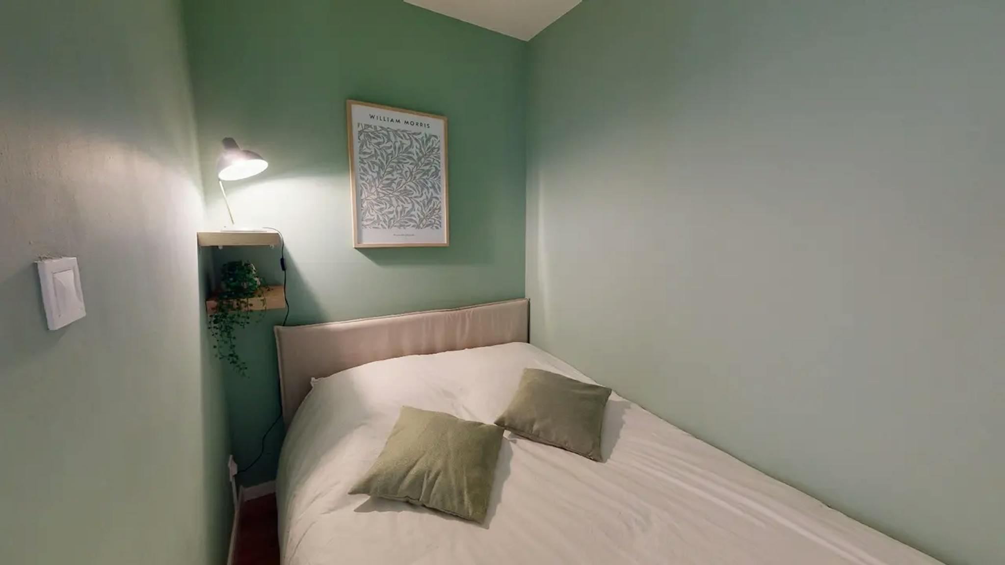 Private Room - 1