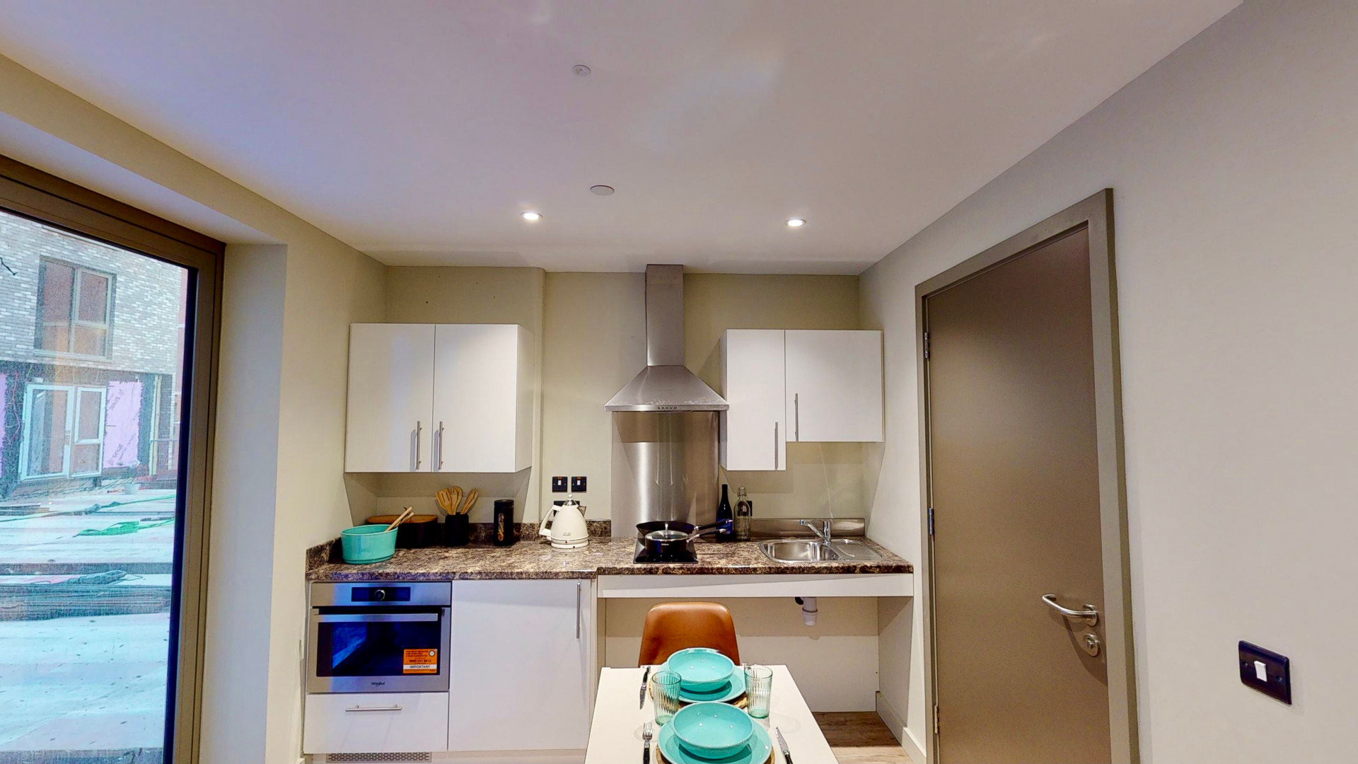 Studio With Terrace (Wet Room) - LIV Belfast - Gallery - 2