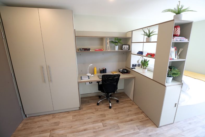 Gold Studio - LIV Belfast - Gallery - 12