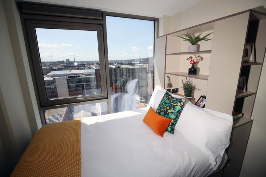 Standard En-Suite - LIV Belfast - Gallery - 4